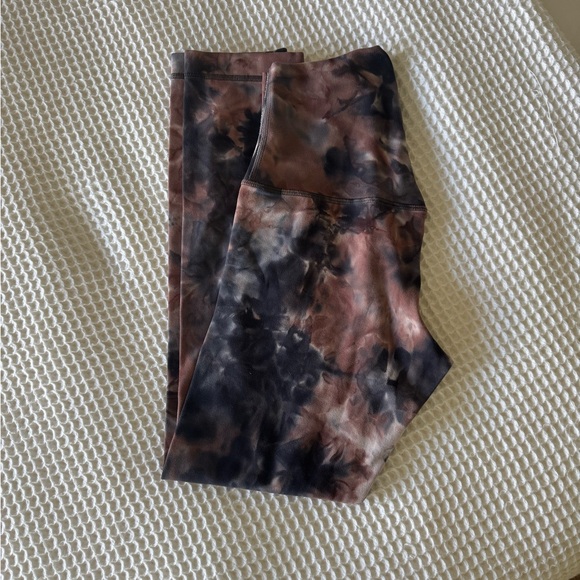 LULULEMON Align High Rise crop 23” - Picture 4 of 5